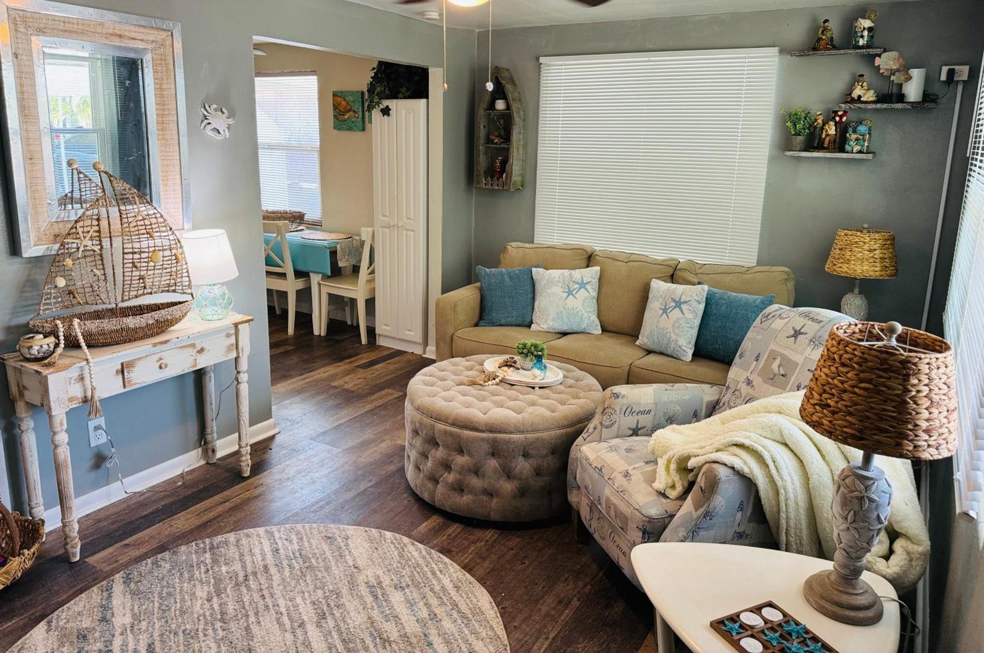 Holiday home Coastal Retreat Jacuzzi Firepit *